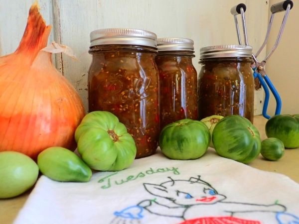 Tomato relish home canning